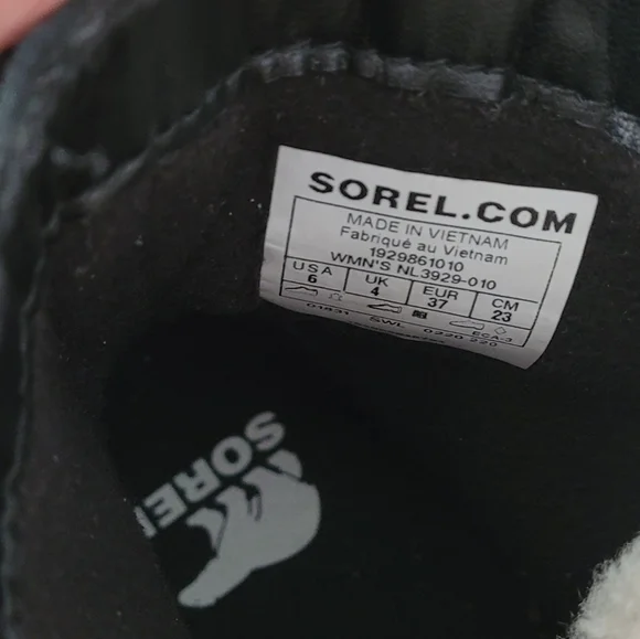 🤑SOLD🤑Sorel Lennox Shearling-Trimmed Patent Leather Combat Boots - Picture 9 of 10